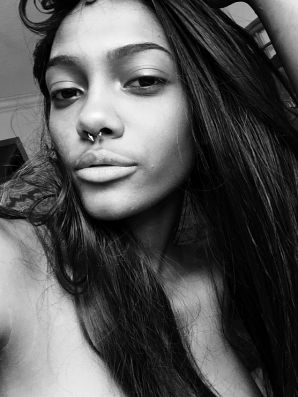 uncut black woman Lezby. Thumbnail 14