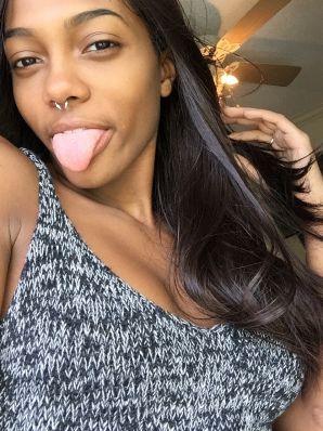 uncut black woman Lezby. Thumbnail 15
