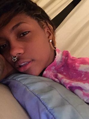 uncut black woman Lezby. Thumbnail 6