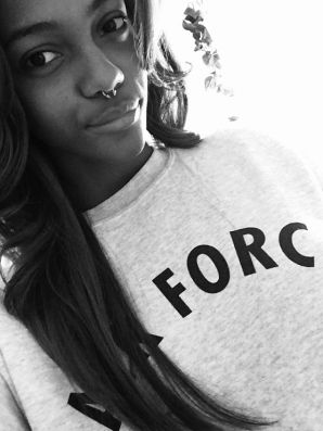 uncut black woman Lezby. Thumbnail 8