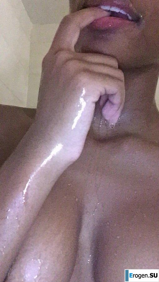 uncut black woman Lezby. Part 2. Slide 20