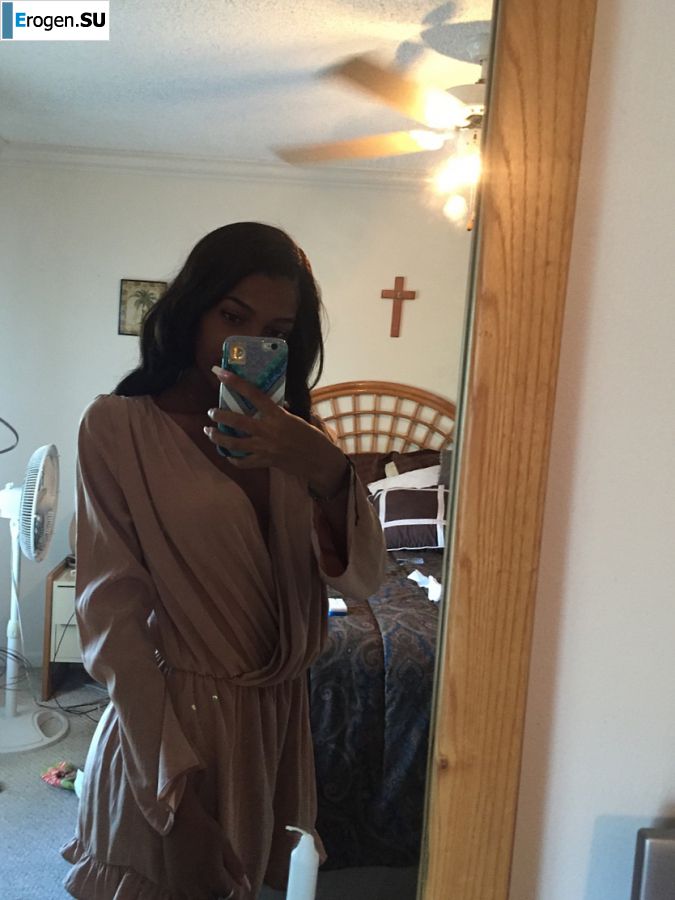 uncut black woman Lezby. Part 2. Slide 24