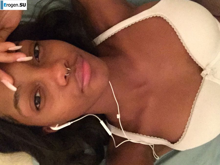 uncut black woman Lezby. Part 2. Slide 37