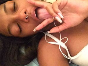 uncut black woman Lezby. Part 2. Thumbnail 35