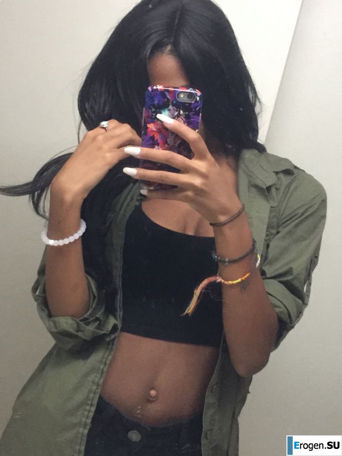 uncut black woman Lezzby. Part 4. Slide 25