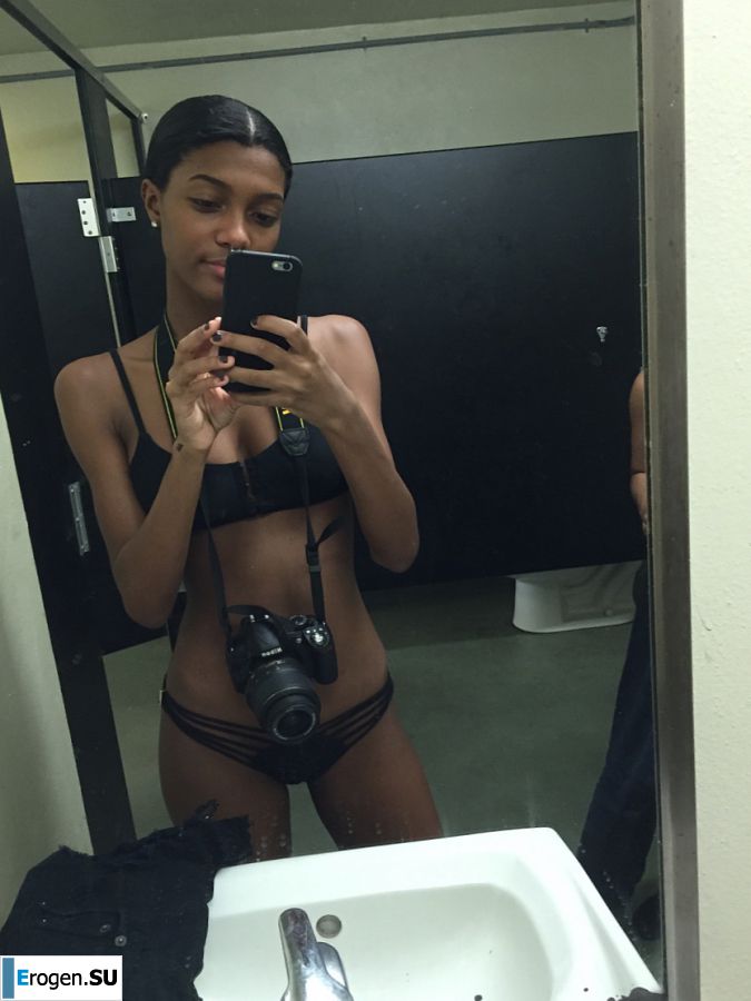 uncut black woman Lezzby. Part 4. Slide 29