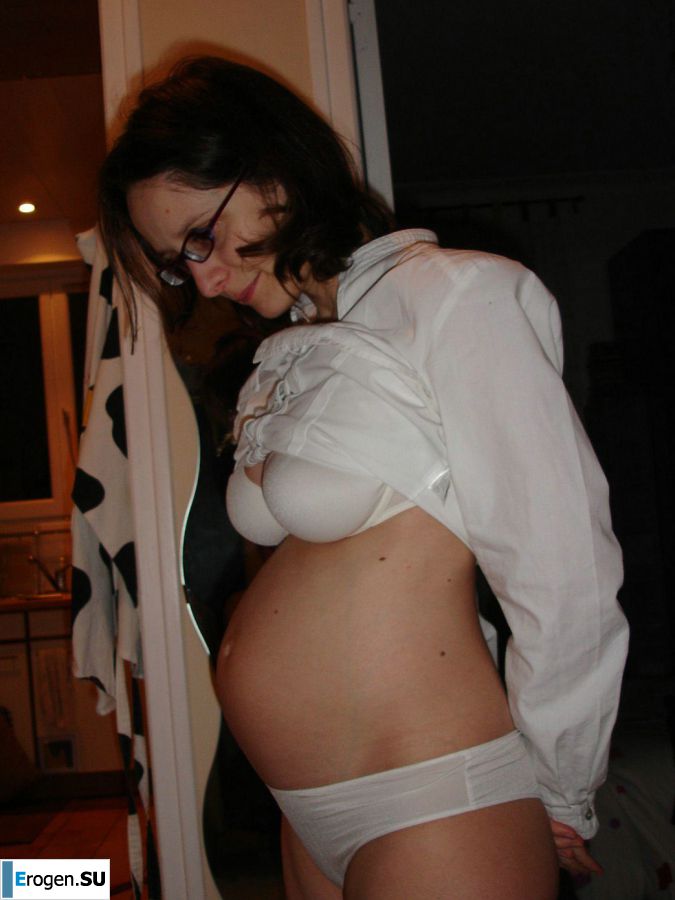 pregnant and without clothes. Slide 19