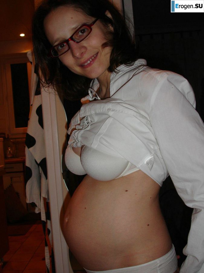 pregnant and without clothes. Slide 22