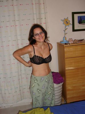 pregnant and without clothes. Thumbnail 6