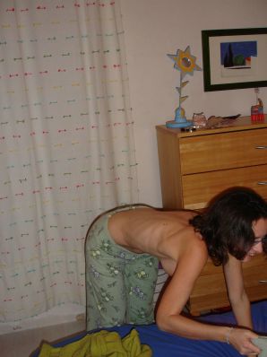 pregnant and without clothes. Thumbnail 7