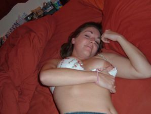 her breast makes me a boner. Part 2. Thumbnail 25