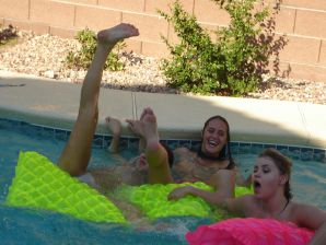 Slender girls light at a sex party by the pool. Thumbnail 35