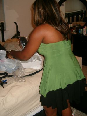 Appetizing black woman masturbates and shows her wet pussy. Thumbnail 2