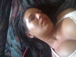 Tanned Latina with big tits shamelessly spread her legs. Thumbnail 45