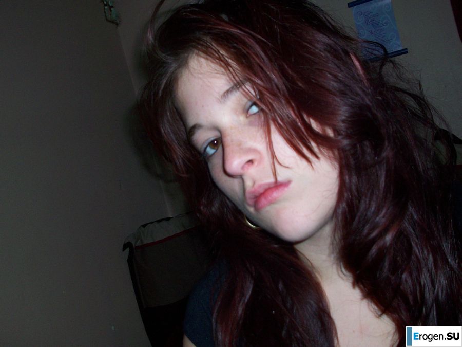 The naughty redhead girl undressed and engaged in passionate sex. Slide 9