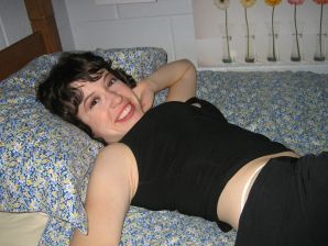 Mature chick pulled big boobs out of her bra. Thumbnail 22