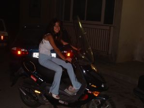 Passionate brunette showed her hairy pussy on vacation. Thumbnail 6