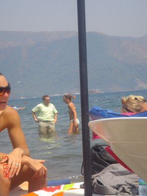 Slender sisters showed neat breasts on vacation. Thumbnail 12