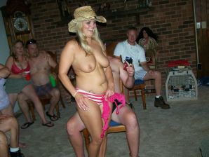 Luxurious blondes with magnificent breasts caress each other and expose themselves. Thumbnail 14