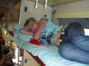 The girl undressed in the company of vacationers and showed an excellent figure. Thumbnail 24
