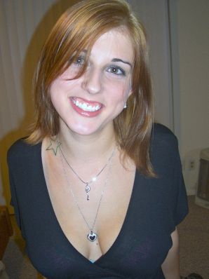 Two girls had sex with a guy after a date. Thumbnail 10