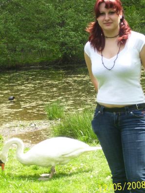 Country girl posing in white panties in front of a mirror. Thumbnail 5