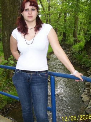 Country girl posing in white panties in front of a mirror. Thumbnail 6