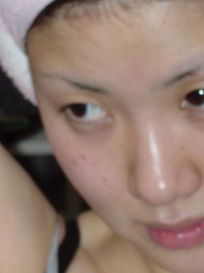 Asian took off her bra and panties and showed her fluffy and boobs. Thumbnail 19
