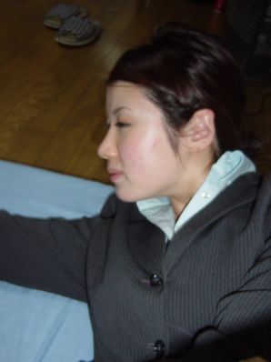 Asian took off her bra and panties and showed her fluffy and boobs. Thumbnail 8