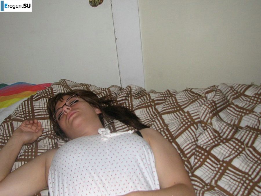 A girl with large breasts poses in clothes and then undresses. Part 2. Slide 45