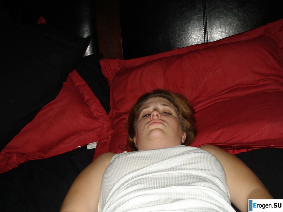 The seductive female is naked and shows a striptease, spreading her legs. Slide 4