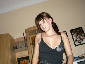 An appetizing student took off everything and showed a shaved pussy. Thumbnail 11