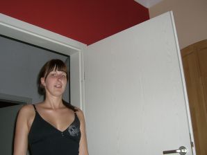 An appetizing student took off everything and showed a shaved pussy. Thumbnail 3