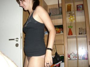 An appetizing student took off everything and showed a shaved pussy. Thumbnail 7