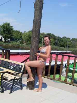 Playful mom and daughter show panties. Thumbnail 4