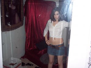 A young girl has sex with a guy and poses for the camera. Thumbnail 21