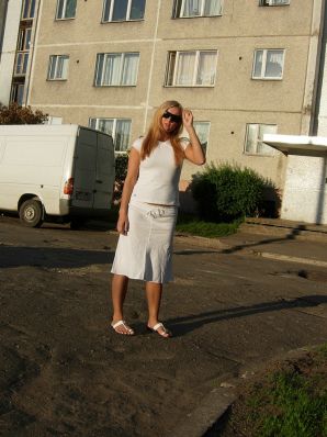 Shameless blonde in a white T-shirt takes off her panties and becomes cancer. Thumbnail 19