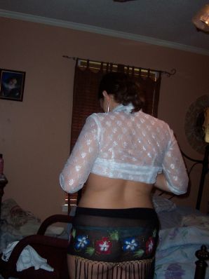 The brunette danced a striptease, undressed and spread her legs. Thumbnail 15