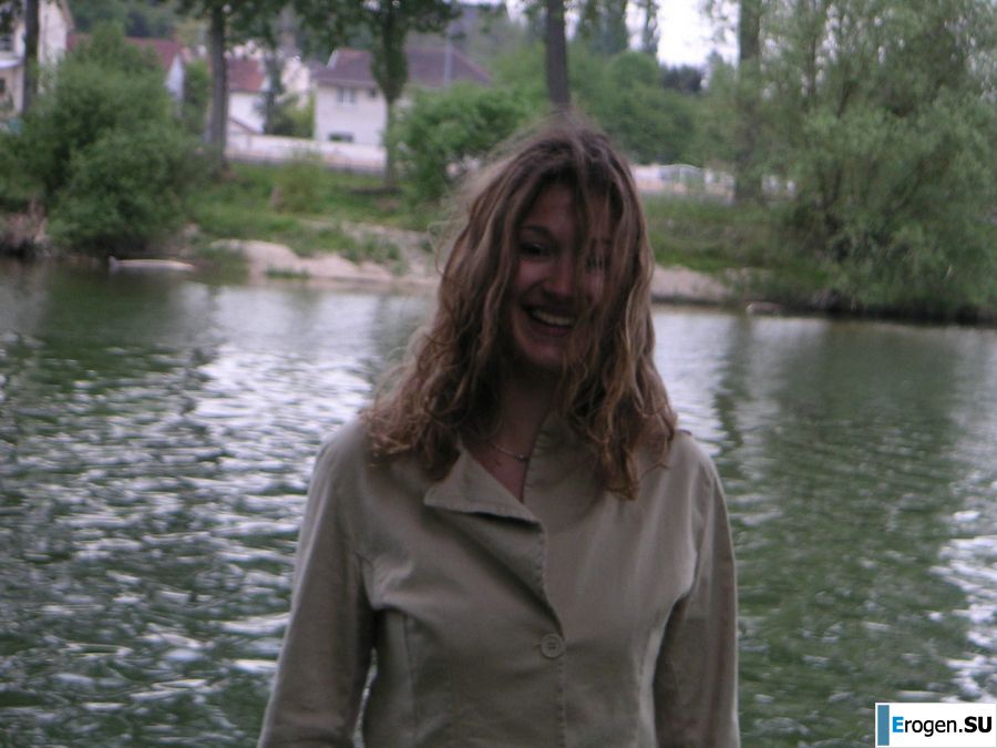 A girl shows a beautiful body to a guy and caresses herself. Slide 24