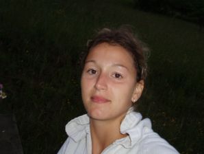 Девушка демонстрирует красивое тело парню и ласкает себя. Миниатюра 36