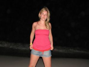 Charming blonde pulled down her blouse and bared boobs. Thumbnail 21