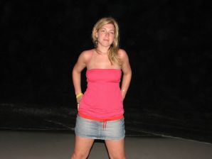 Charming blonde pulled down her blouse and bared boobs. Thumbnail 22