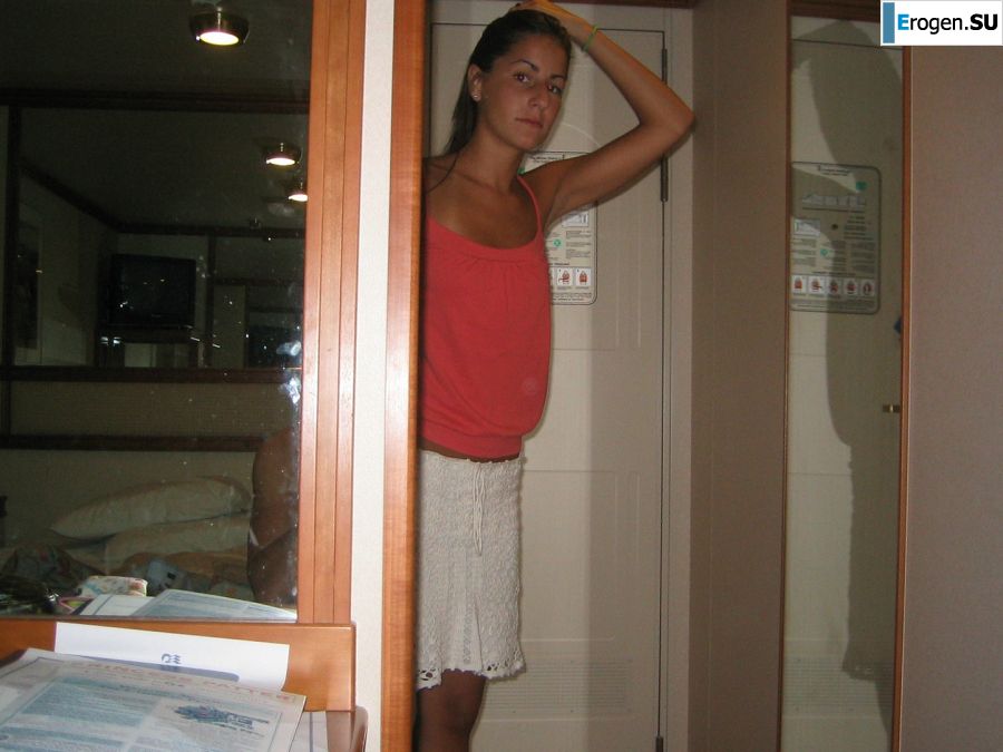 Oriental babe is having fun with her boyfriend naked. Part 2. Slide 36