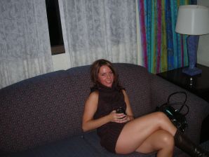 A pretty brunette drank in a bar and bared her breasts in front of a guy. Thumbnail 18