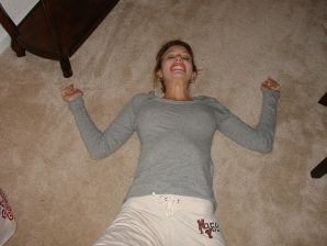 A young girl spread her legs and fingers her wet labia with her fingers. Thumbnail 8