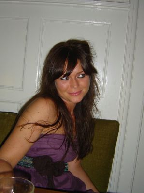 Juicy girl showed her labia and shaved pussy. Thumbnail 2