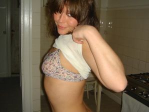 Juicy girl showed her labia and shaved pussy. Thumbnail 22