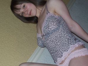 Young mischievous brunette shows elastic breasts and ass. Thumbnail 31