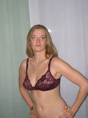 A tall blonde with wide hips undressed at home and showed tits. Part 2. Thumbnail 4