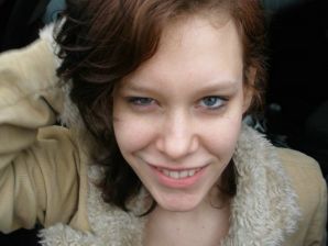 Young undresses in the car and shows bare breasts. Thumbnail 10